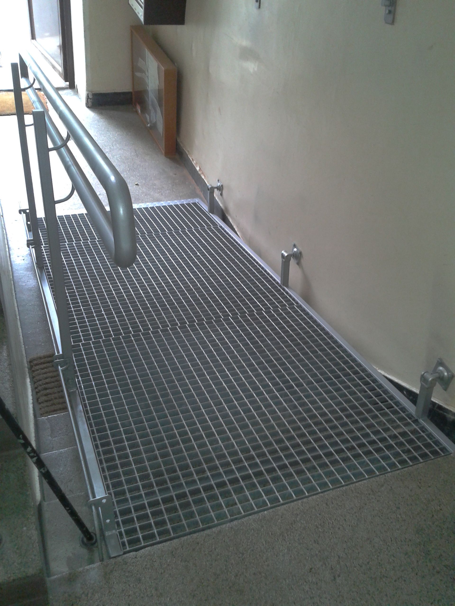 Podjazd dla niepełnosprawnych Warszawa – Balustrady1 nr 5